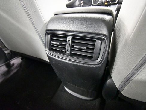 Used 2017 Honda CR-V LX image 16