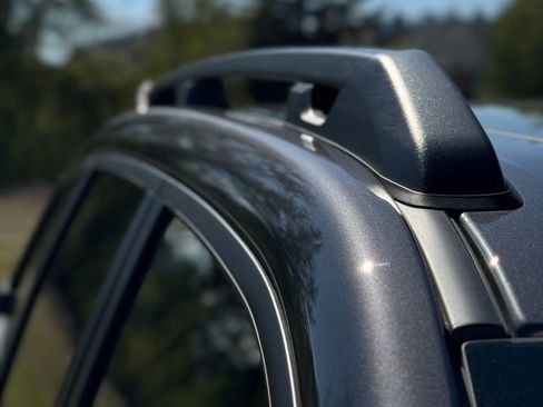 Used 2025 Subaru Forester Premium image 36