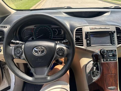 Used 2013 Toyota Venza LE FWD image 7