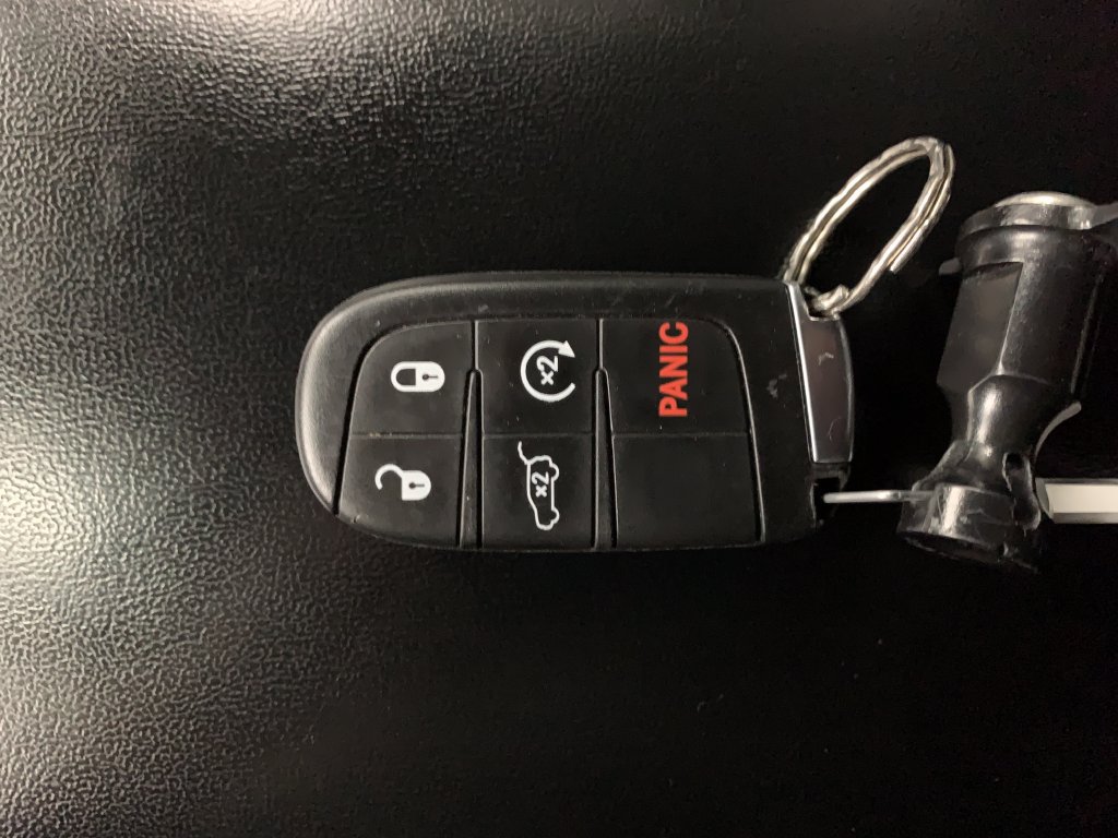Used 2022 Dodge Durango GT AWD/4WD image 16