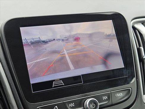 Used 2023 Chevrolet Malibu LS FWD image 10