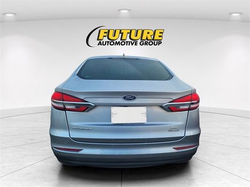 Used 2020 Ford Fusion SE image 4