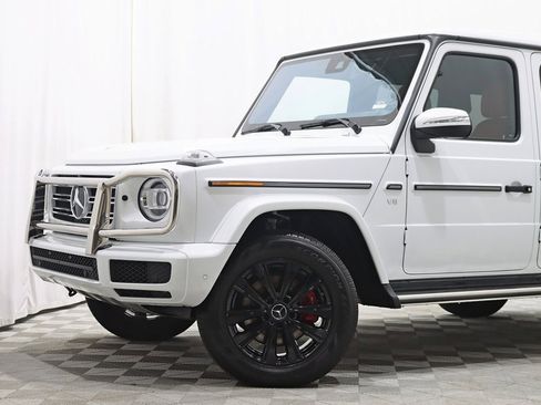 Used 2022 Mercedes-Benz G 550 image 2