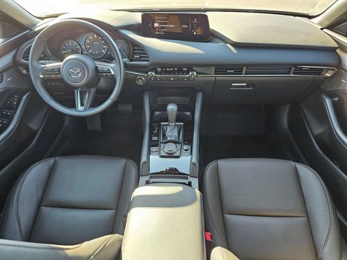 Used 2025 MAZDA MAZDA3 Hatchback w/Premium Plus Pkg image 10