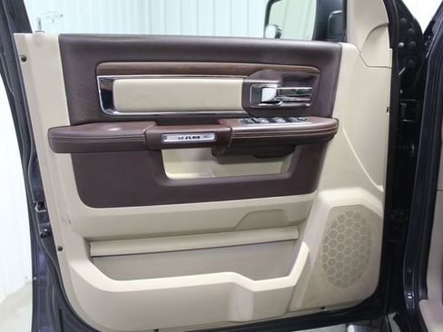 Used 2016 RAM 1500 Laramie w/ Convenience Group RWD image 9