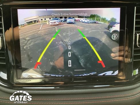 Used 2025 Dodge Durango GT AWD/4WD image 25