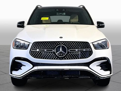New 2026 Mercedes-Benz GLE 450 4MATIC image 2