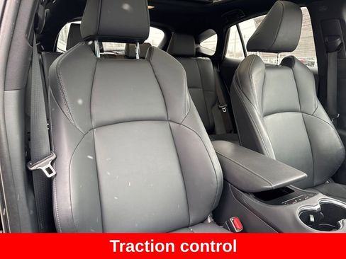 Certified 2024 Toyota Venza Nightshade image 22