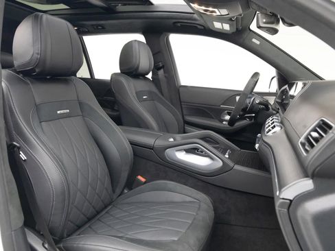 Used 2023 Mercedes-Benz GLS 63 AMG 4MATIC image 4
