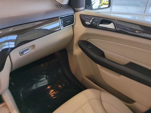 Used 2018 Mercedes-Benz GLE 350 4MATIC w/ Premium 2 Package image 15
