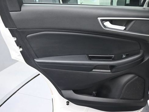 Used 2019 Ford Edge SEL w/ Equipment Group 201A AWD/4WD image 27