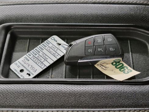 Used 2023 Chevrolet Tahoe Premier w/ Advanced Technology Package image 31