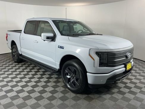 New 2025 Ford F150 Lightning Lariat w/ Max Trailer Tow Package image 3