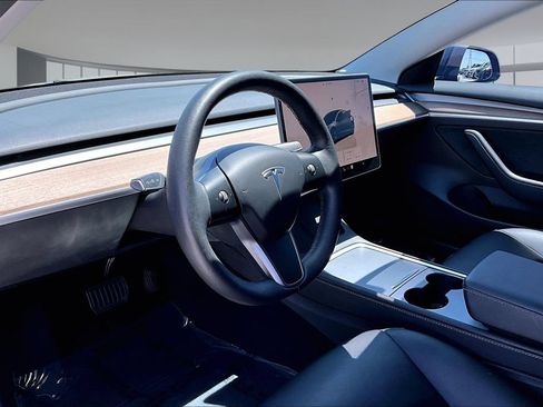 Used 2023 Tesla Model 3 Standard Range RWD image 15
