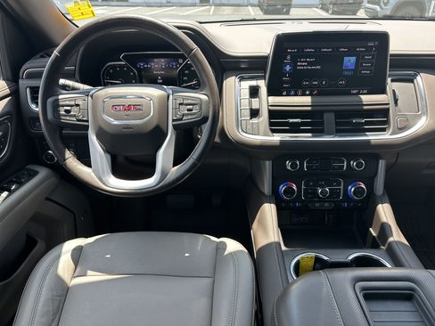 Used 2021 GMC Yukon SLT w/ SLT Premium Package AWD/4WD image 17