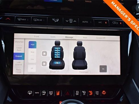 New 2025 Jeep Grand Wagoneer Series II Obsidian w/ Quick Order Packagew 28T image 25