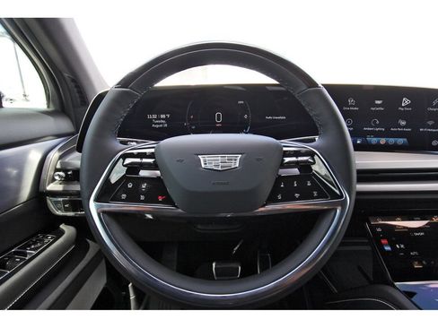 New 2027 Cadillac Vistiq Luxury AWD/4WD image 14