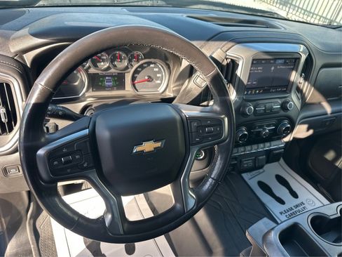 Used 2020 Chevrolet Silverado 1500 LT w/ All-Star Edition image 27