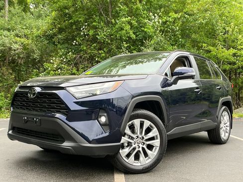 Used 2025 Toyota RAV4 XLE Premium w/ Weather Package AWD/4WD image 1