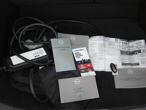 Used 2022 Nissan Leaf S Plus FWD image 14