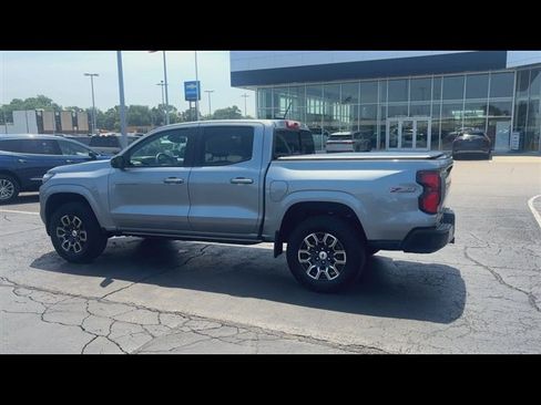 Certified 2024 Chevrolet Colorado Z71 w/ Z71 Convenience Package 2 AWD/4WD image 6