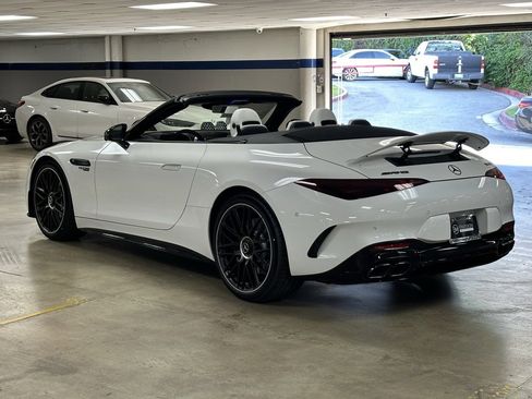 New 2024 Mercedes-Benz SL 63 AMG 4MATIC image 9