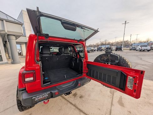 Used 2018 Jeep Wrangler Unlimited Rubicon image 11