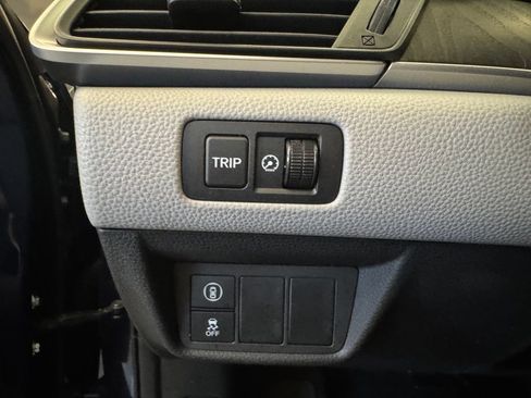 Used 2018 Honda Accord EX image 17