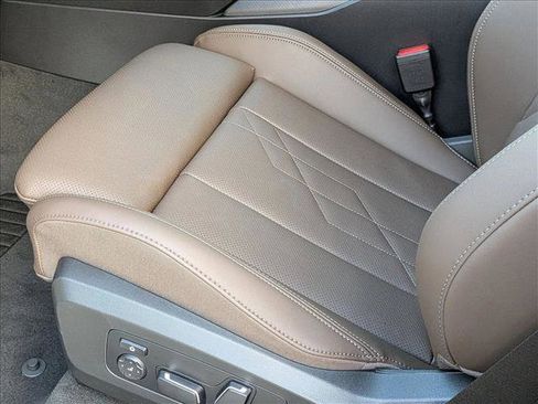 Used 2026 BMW X3 xDrive30 w/ M Sport Package image 4