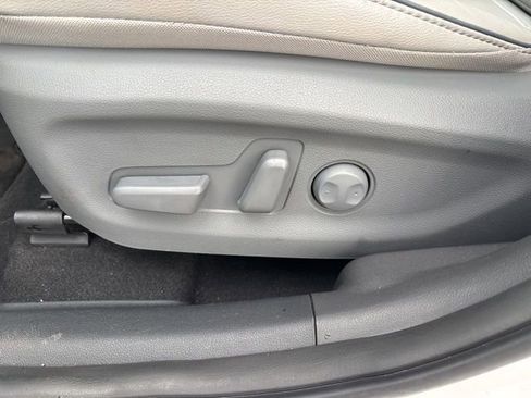 Used 2021 Hyundai Kona Limited image 41