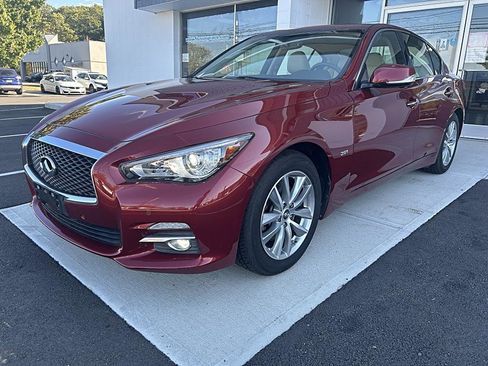 Used 2016 INFINITI Q50 Premium w/ Driver Assistance Package image 3