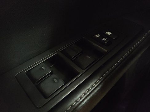 Used 2015 Lexus ES 350 w/ Luxury Package image 27