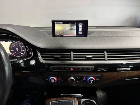 Used 2017 Audi Q7 3.0T Premium Plus w/ Premium Plus Package image 15