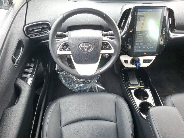 Used 2017 Toyota Prius Prime Advanced w/ Carpet Mat Package FWD image 11