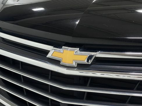 Used 2019 Chevrolet Equinox Premier AWD/4WD image 35