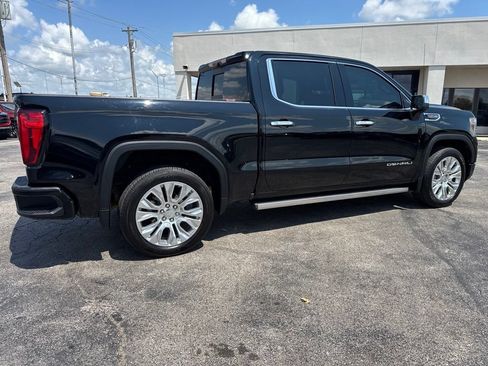 Used 2020 GMC Sierra 1500 Denali w/ Denali Ultimate Package AWD/4WD image 4