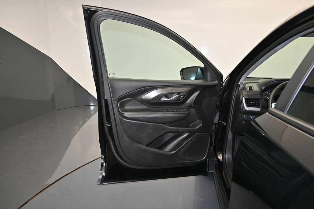 Certified 2024 GMC Terrain SLE AWD/4WD image 10