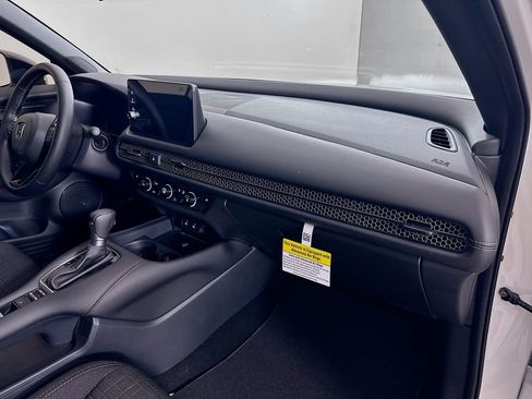 New 2026 Honda HR-V Sport image 27