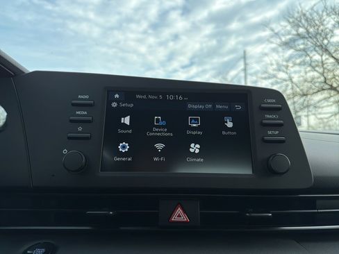 New 2026 Hyundai Elantra Sport image 21