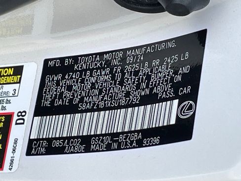 Used 2025 Lexus ES 350 Ultra Luxury w/ Accessory Package (Z2) image 34