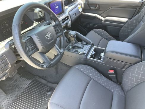 New 2026 Toyota Tacoma SR5 AWD/4WD image 12
