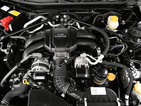 Certified 2025 Toyota GR86 Hakone Edition image 30