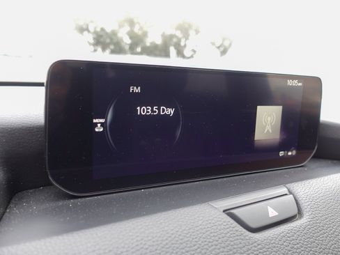 Certified 2024 MAZDA CX-90 3.3 Turbo w/ Preferred Plus image 18