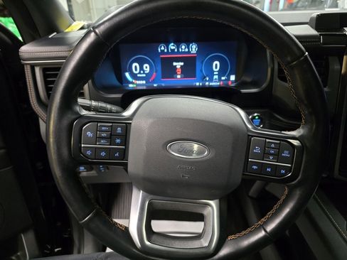 Used 2023 Ford Expedition Platinum image 21