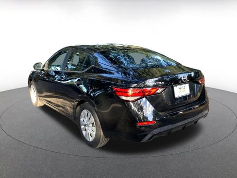 Used 2025 Nissan Sentra S image 5