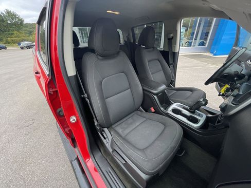 Used 2017 Chevrolet Colorado LT image 25