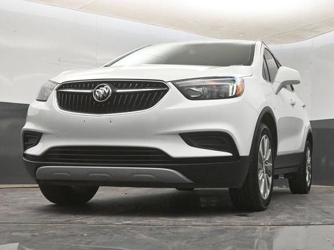 Used 2020 Buick Encore Preferred FWD image 11