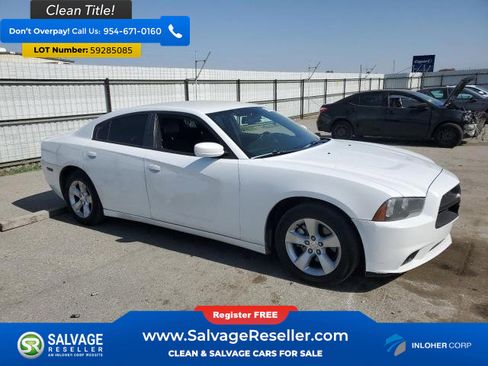 Used 2014 Dodge Charger SE w/ Connectivity Group image 5
