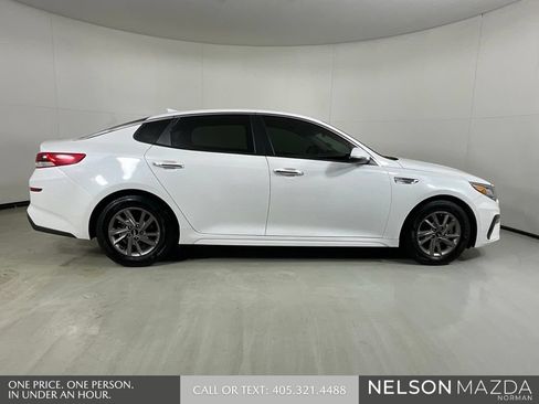 Used 2020 Kia Optima LX FWD image 5