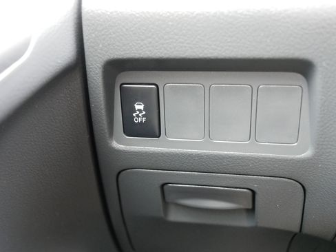 Used 2011 Toyota Matrix FWD image 26